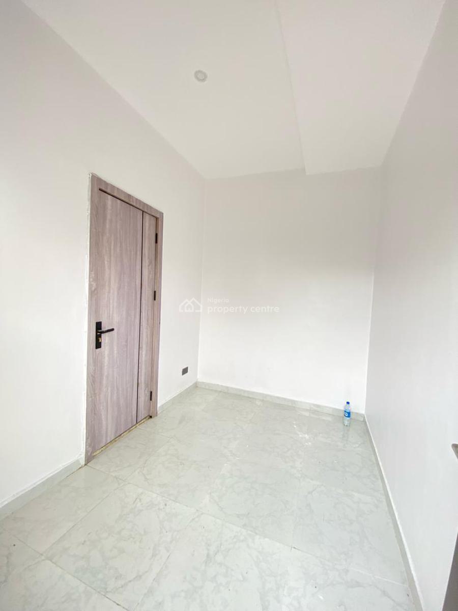 Spacious Bq in an Estate with Swimming Pool and Gym, Ikate, Lekki, Lagos, Self Contain (single Rooms) for Rent