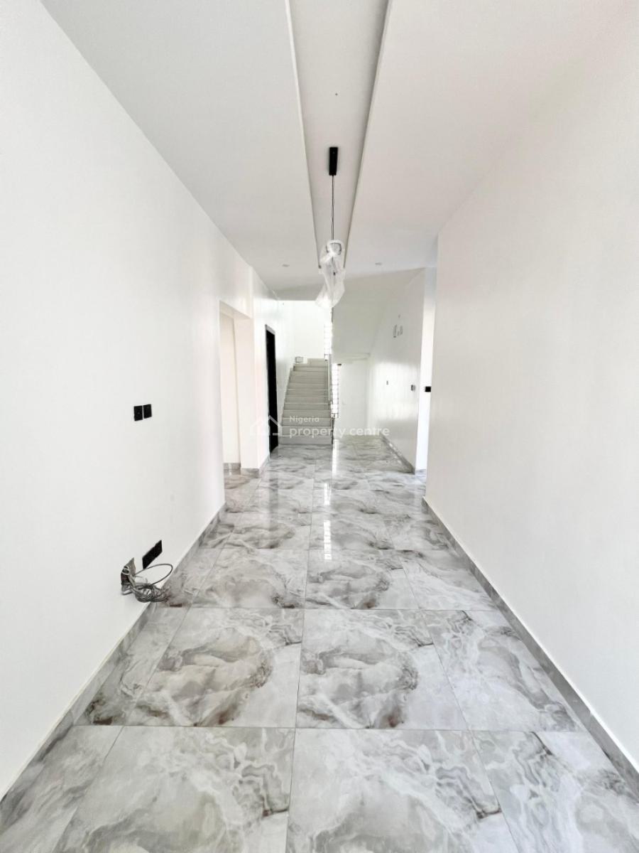 5 Bedrooms Detached Duplex with Bq, Osapa, Lekki, Lagos, Detached Duplex for Sale
