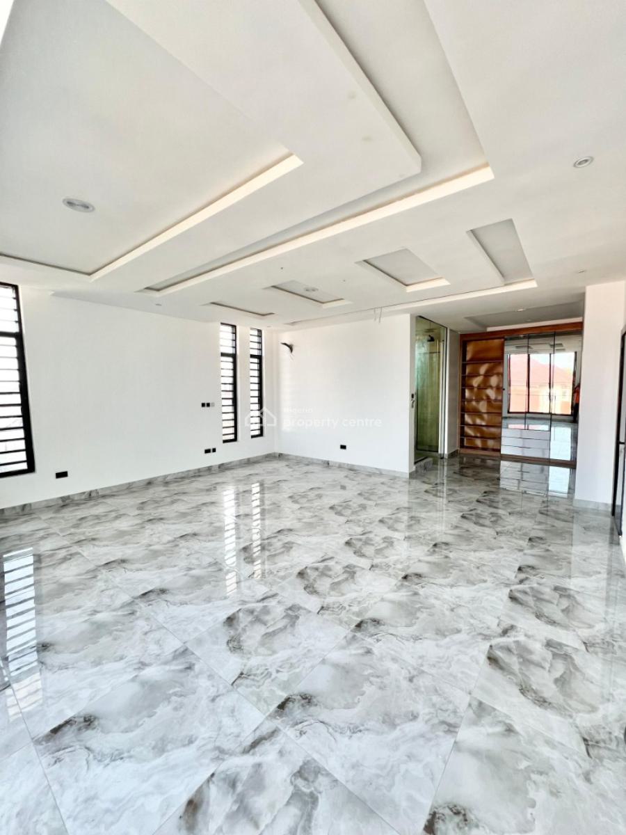 5 Bedrooms Detached Duplex with Bq, Osapa, Lekki, Lagos, Detached Duplex for Sale