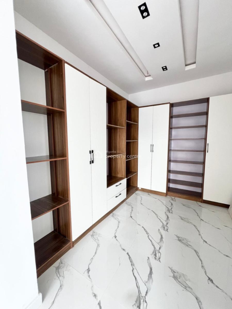 5 Bedrooms Detached Duplex with Bq, Osapa, Lekki, Lagos, Detached Duplex for Sale
