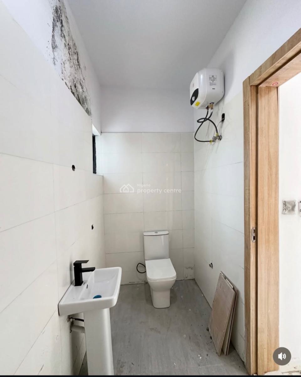 Nicely Finished 2  Bedroom Apartment, Ikate Lekki, Lekki, Lagos, Flat / Apartment for Sale