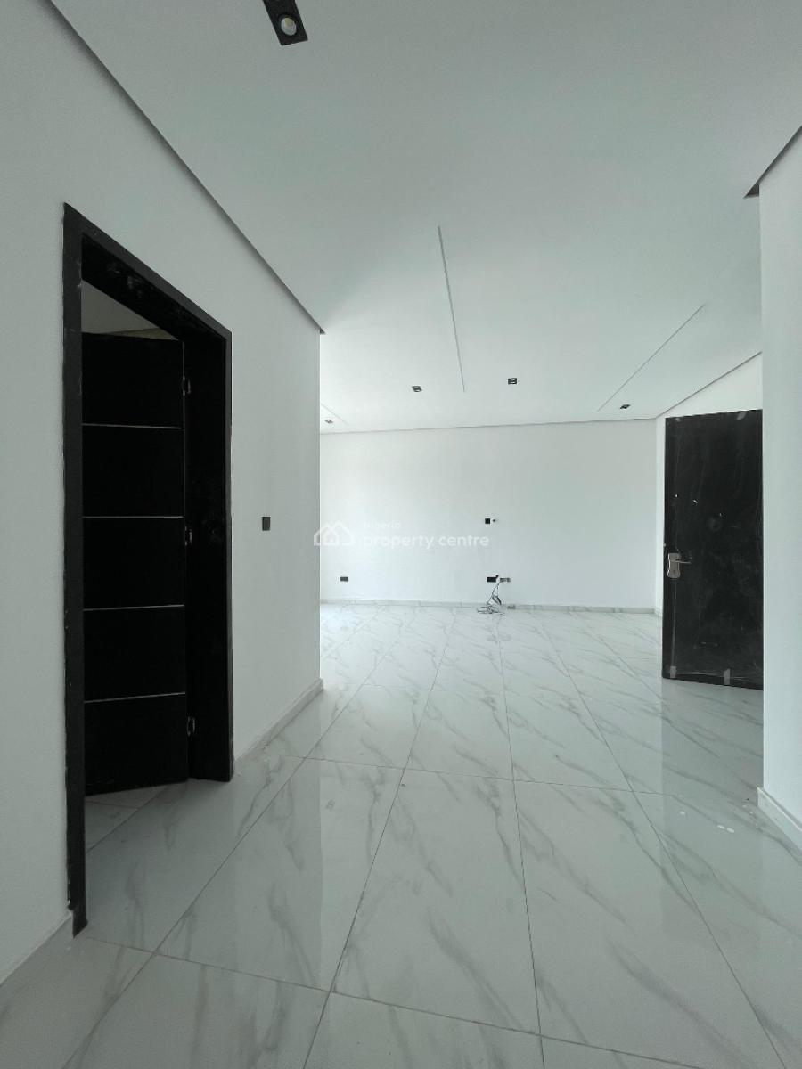 Luxurious 2 Bedroom with Bq and in a Secured Estate., Ologolo, Lekki, Lagos, Flat / Apartment for Sale