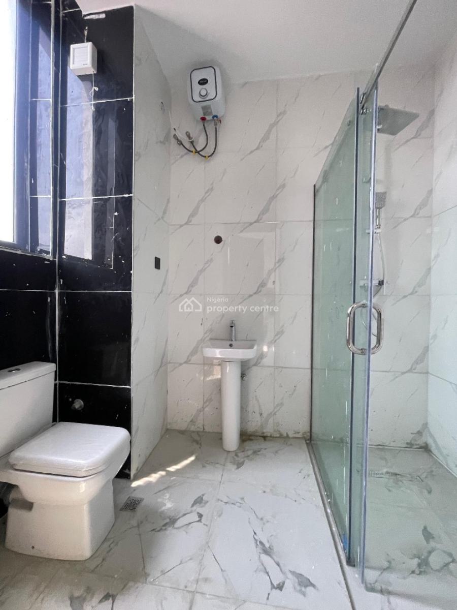 Luxurious 2 Bedroom with Bq and in a Secured Estate., Ologolo, Lekki, Lagos, Flat / Apartment for Sale