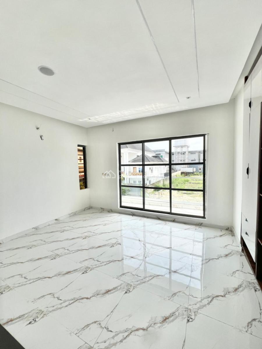 5 Bedrooms Detached Duplex with Bq, Osapa, Lekki, Lagos, Detached Duplex for Sale