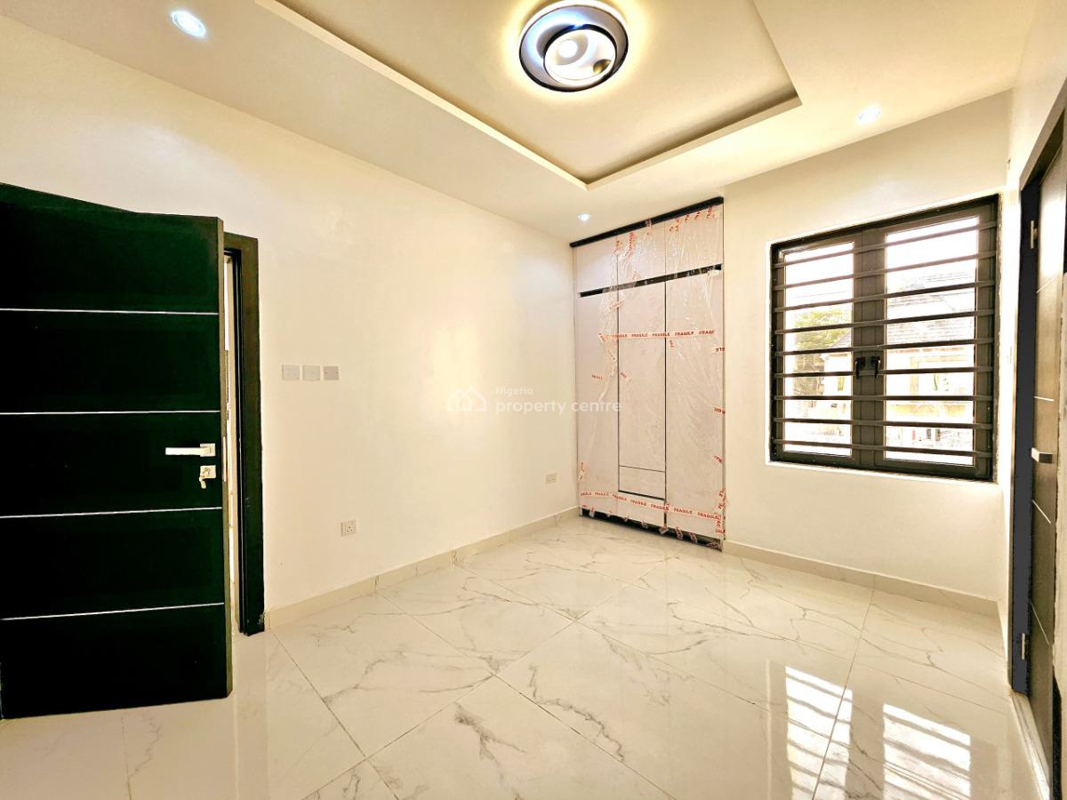 Luxury 5-bedroom Fully Detahced House with Bq, Off Omole Estate Road, Omole Phase 1, Ikeja, Lagos, House for Sale