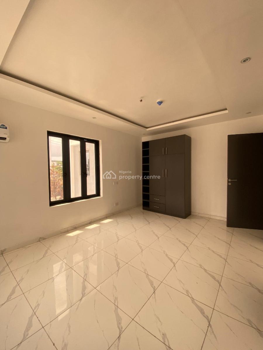 2 Bedroom Apartment with Elevator, Ikate, Lekki, Lagos, Flat / Apartment for Sale