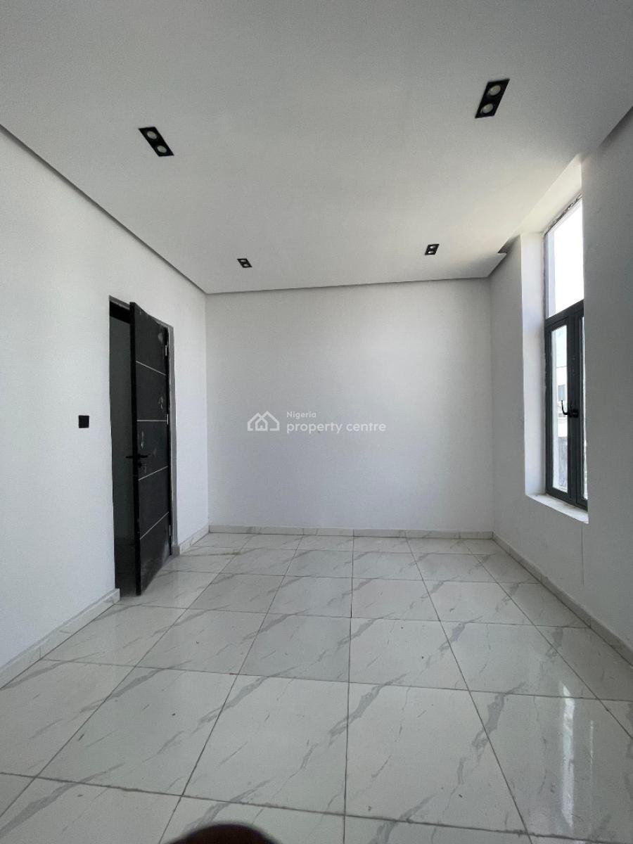 Luxurious 1 Bedroom Apartment with Bq and in a Secured Estate., Ologolo, Lekki, Lagos, Flat / Apartment for Sale