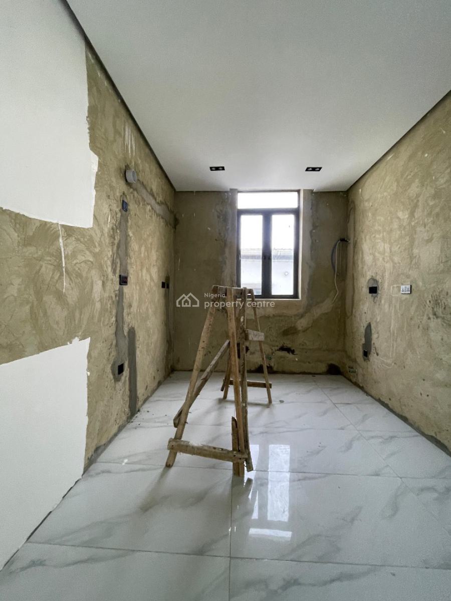 Luxurious 1 Bedroom Apartment with Bq and in a Secured Estate., Ologolo, Lekki, Lagos, Flat / Apartment for Sale