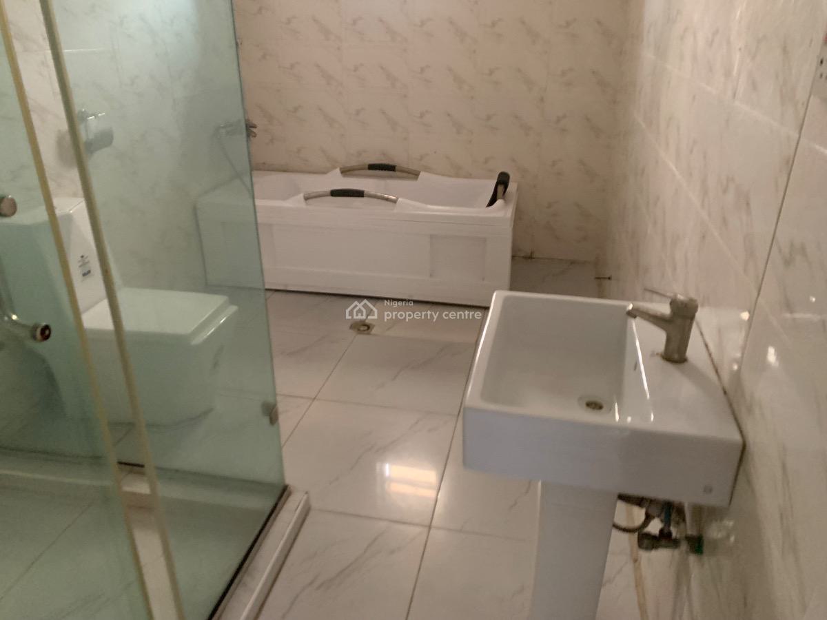 Shared Apartment, Orchid Road, Lekki, Lagos, Self Contain (single Rooms) for Rent
