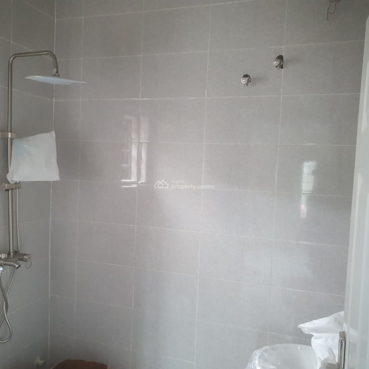 Luxury 3 Bedroom Bungalow, Along Von Estate Lugbe, Lugbe District, Abuja, Detached Bungalow for Sale