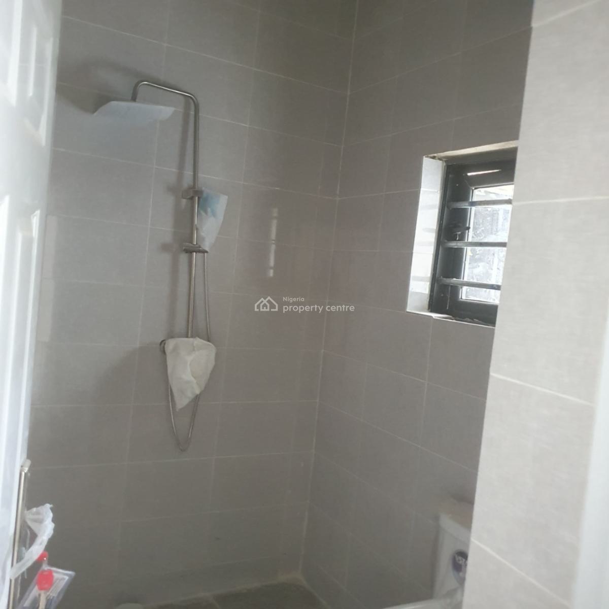 Luxury 3 Bedroom Bungalow, Along Von Estate Lugbe, Lugbe District, Abuja, Detached Bungalow for Sale