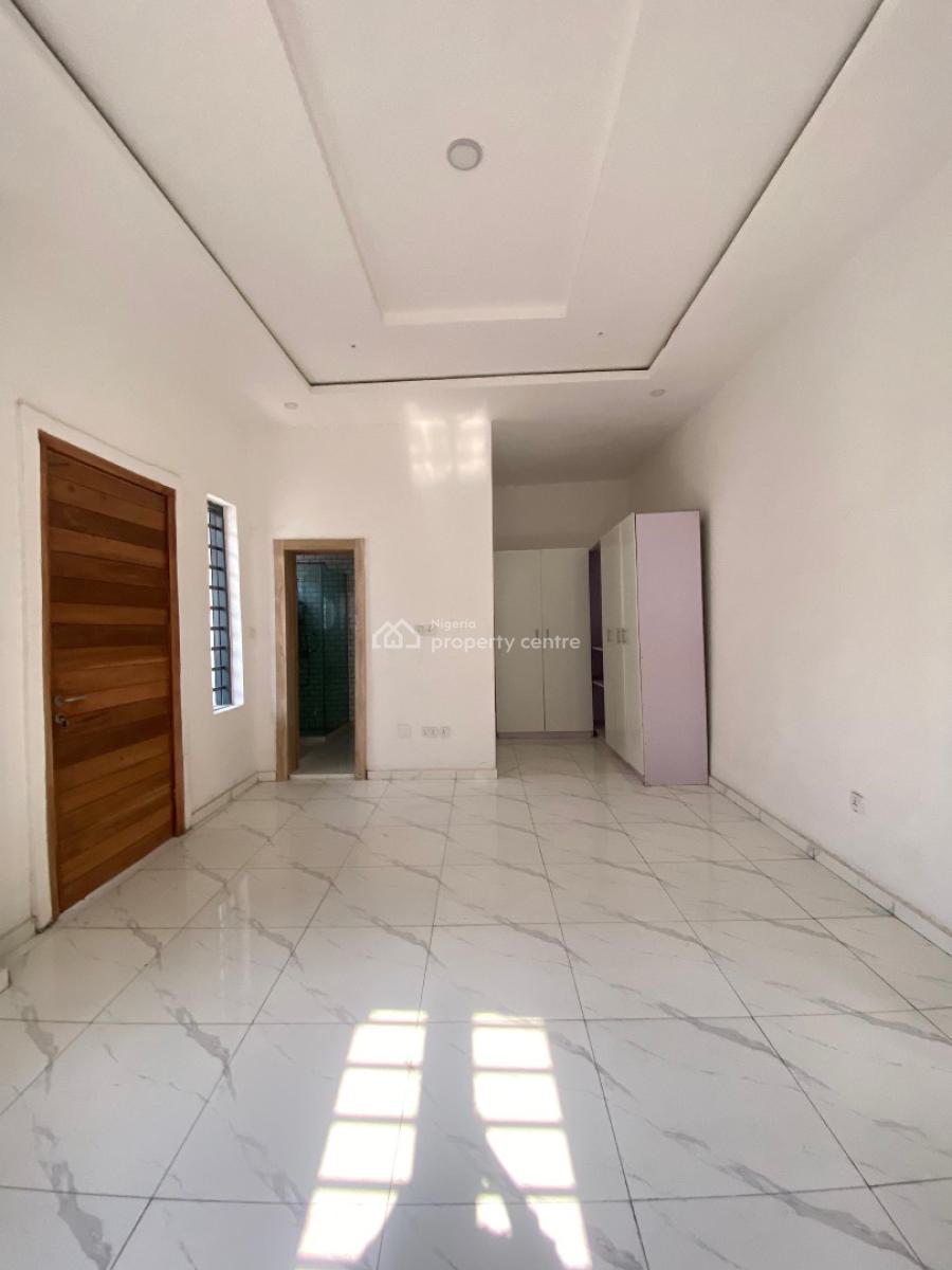 4 Bedroom Semi Detached Duplex with a Room Bq, Ikota Gra, Ikota, Lekki, Lagos, Semi-detached Duplex for Sale