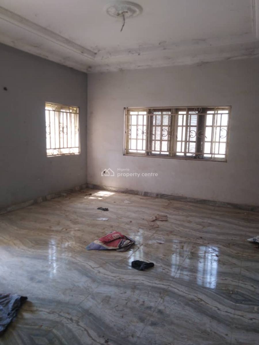 3 Bedroom Semi Detached Duplex, Airport Road Lugbe, Lugbe District, Abuja, Semi-detached Duplex for Sale