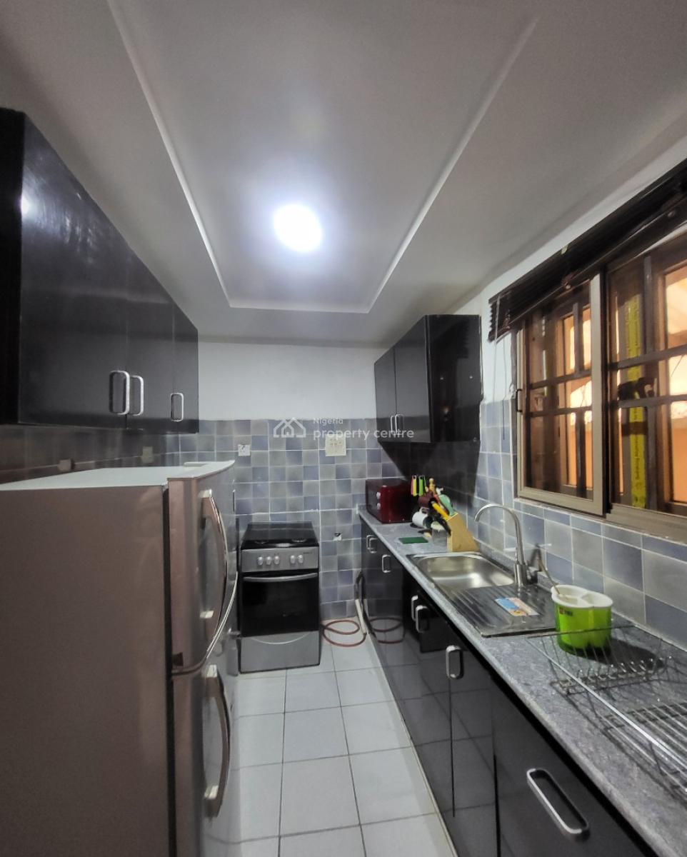 Luxurious 1 Bedroom Flat, By Mombolo Mall, Wuse 2, Abuja, Flat / Apartment for Rent