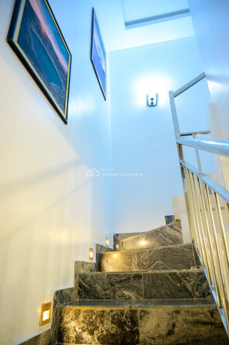 Home Away From Home: Luxury 3-bedroom Apartment, Brains and Hammers City, Life Camp, Abuja, Semi-detached Duplex Short Let
