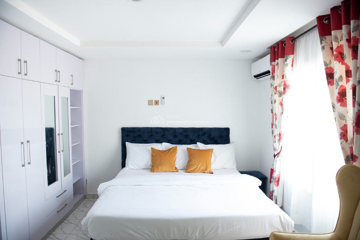 Home Away From Home: Luxury 3-bedroom Apartment, Brains and Hammers City, Life Camp, Abuja, Semi-detached Duplex Short Let