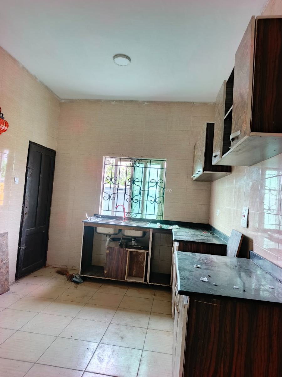 Smart Spacious 3 Bedrooms Apartment 24/7 Power Supply, Abraham Adesanya Axis, Ogombo, Ajah, Lagos, Flat / Apartment for Rent