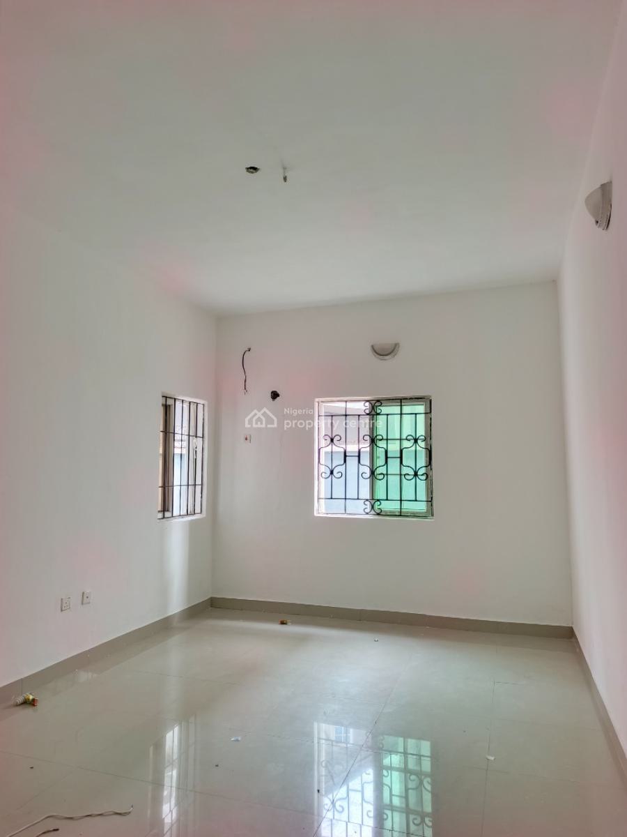 Smart Spacious 3 Bedrooms Apartment 24/7 Power Supply, Abraham Adesanya Axis, Ogombo, Ajah, Lagos, Flat / Apartment for Rent