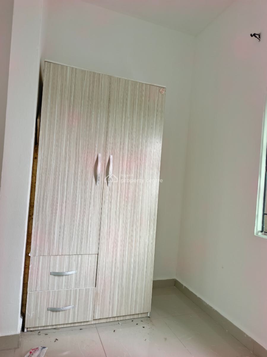 Smart Spacious 3 Bedrooms Apartment 24/7 Power Supply, Abraham Adesanya Axis, Ogombo, Ajah, Lagos, Flat / Apartment for Rent