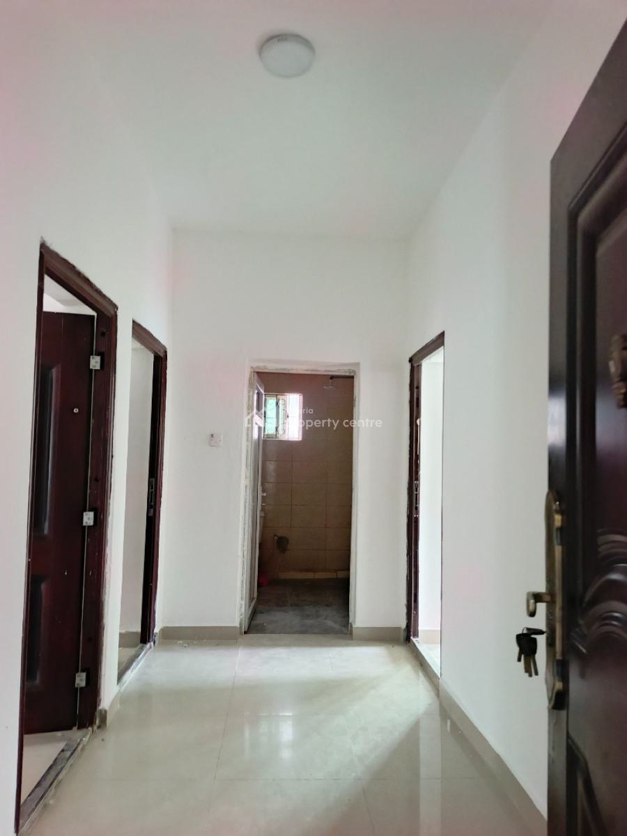 Smart Spacious 3 Bedrooms Apartment 24/7 Power Supply, Abraham Adesanya Axis, Ogombo, Ajah, Lagos, Flat / Apartment for Rent