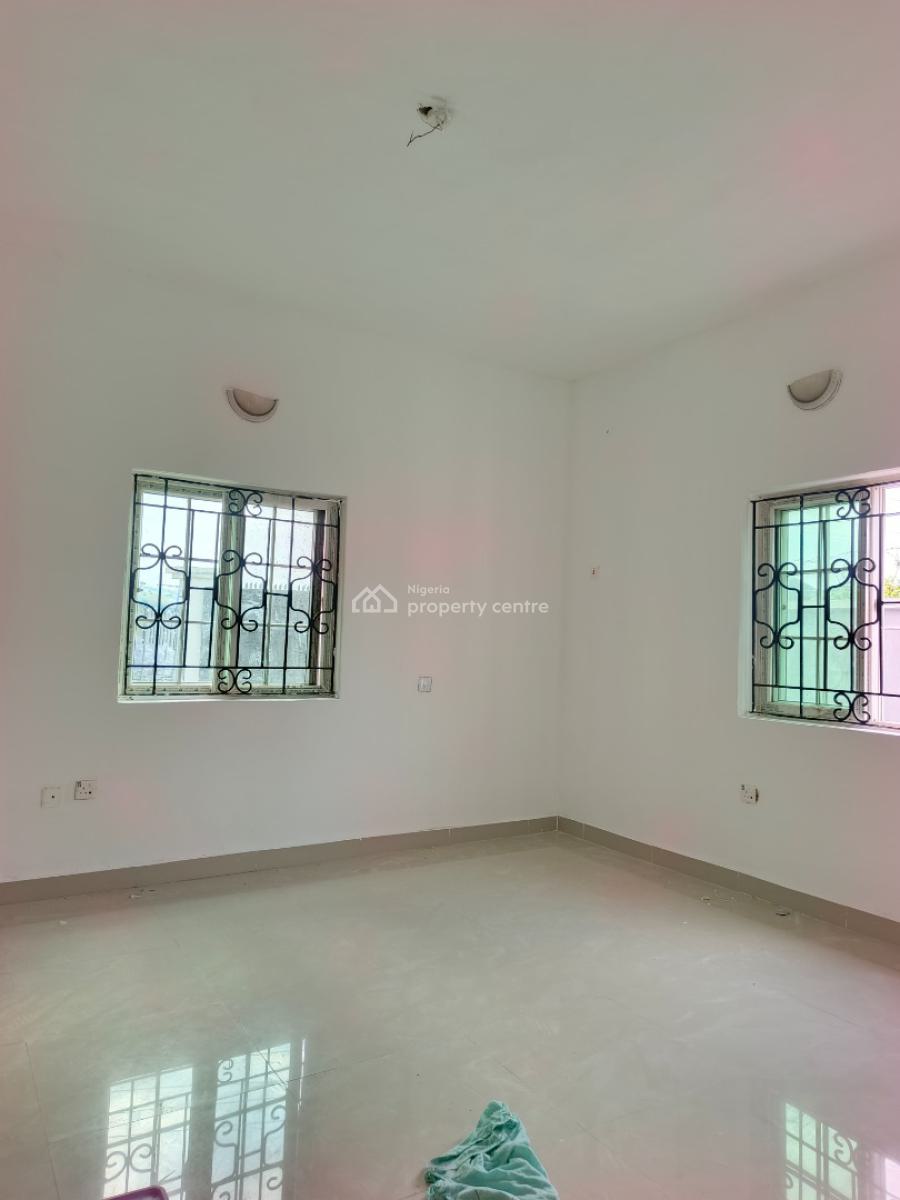 Smart Spacious 3 Bedrooms Apartment 24/7 Power Supply, Abraham Adesanya Axis, Ogombo, Ajah, Lagos, Flat / Apartment for Rent