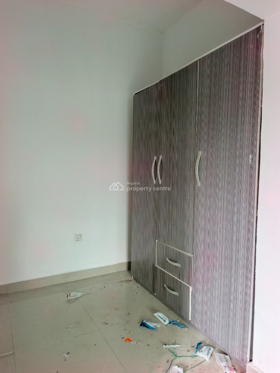 Smart Spacious 3 Bedrooms Apartment 24/7 Power Supply, Abraham Adesanya Axis, Ogombo, Ajah, Lagos, Flat / Apartment for Rent