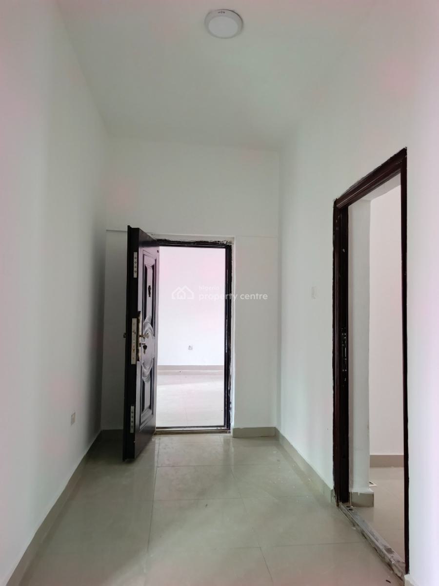 Smart Spacious 3 Bedrooms Apartment 24/7 Power Supply, Abraham Adesanya Axis, Ogombo, Ajah, Lagos, Flat / Apartment for Rent