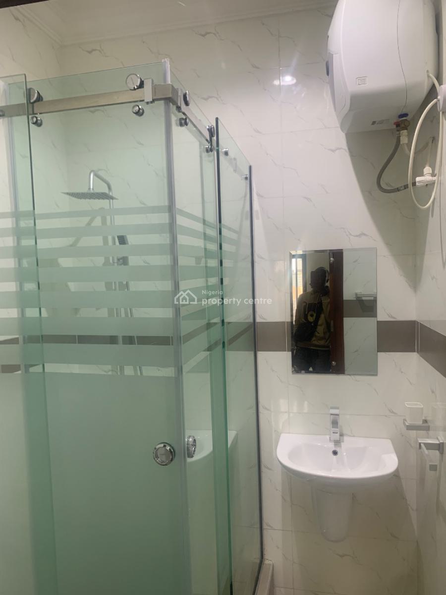 3 Bedroom Flat, Off Freedom Way, Lekki Phase 1, Lekki, Lagos, Flat / Apartment for Rent