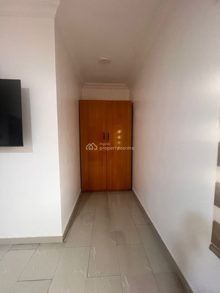 Fully Serviced and Furnished 3bedroom Apartment with No Bq, Lekki Phase 1, Lekki, Lagos, Flat / Apartment for Rent