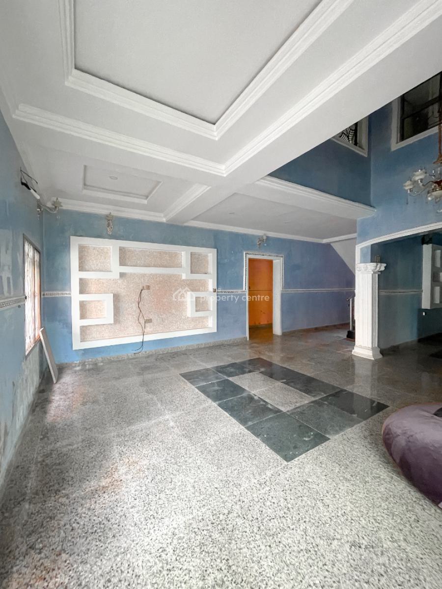 5 Bedrooms Detached Penthouse, Lugbe District, Abuja, Detached Duplex for Sale
