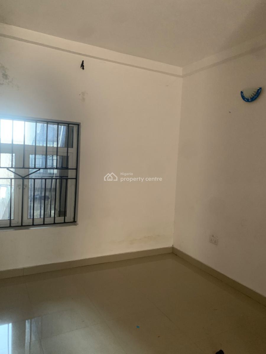 Luxury Beautiful 3 Bedroom Flat with a Self Contain Bq, Abraham Adesanya, Ajah, Lagos, House for Rent
