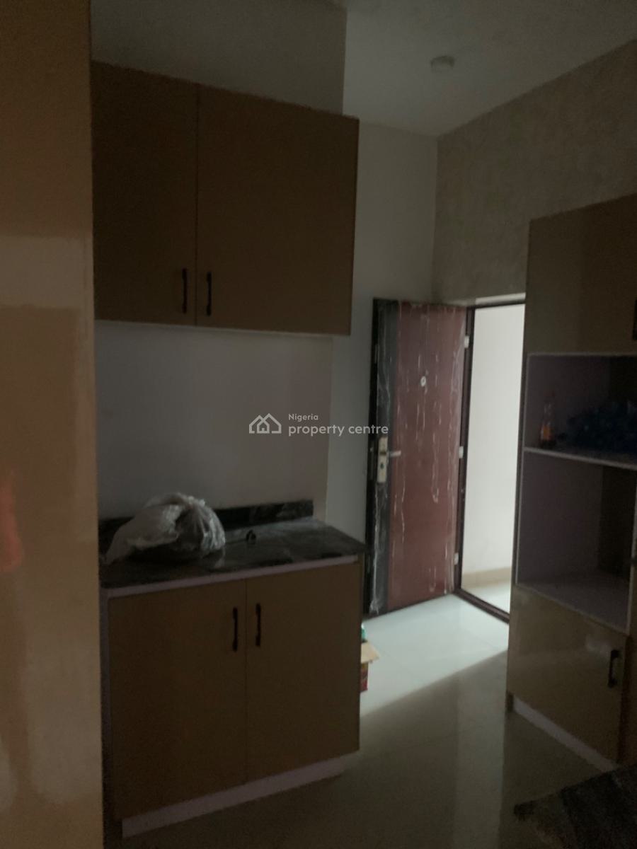 Luxury Beautiful 3 Bedroom Flat with a Self Contain Bq, Abraham Adesanya, Ajah, Lagos, House for Rent
