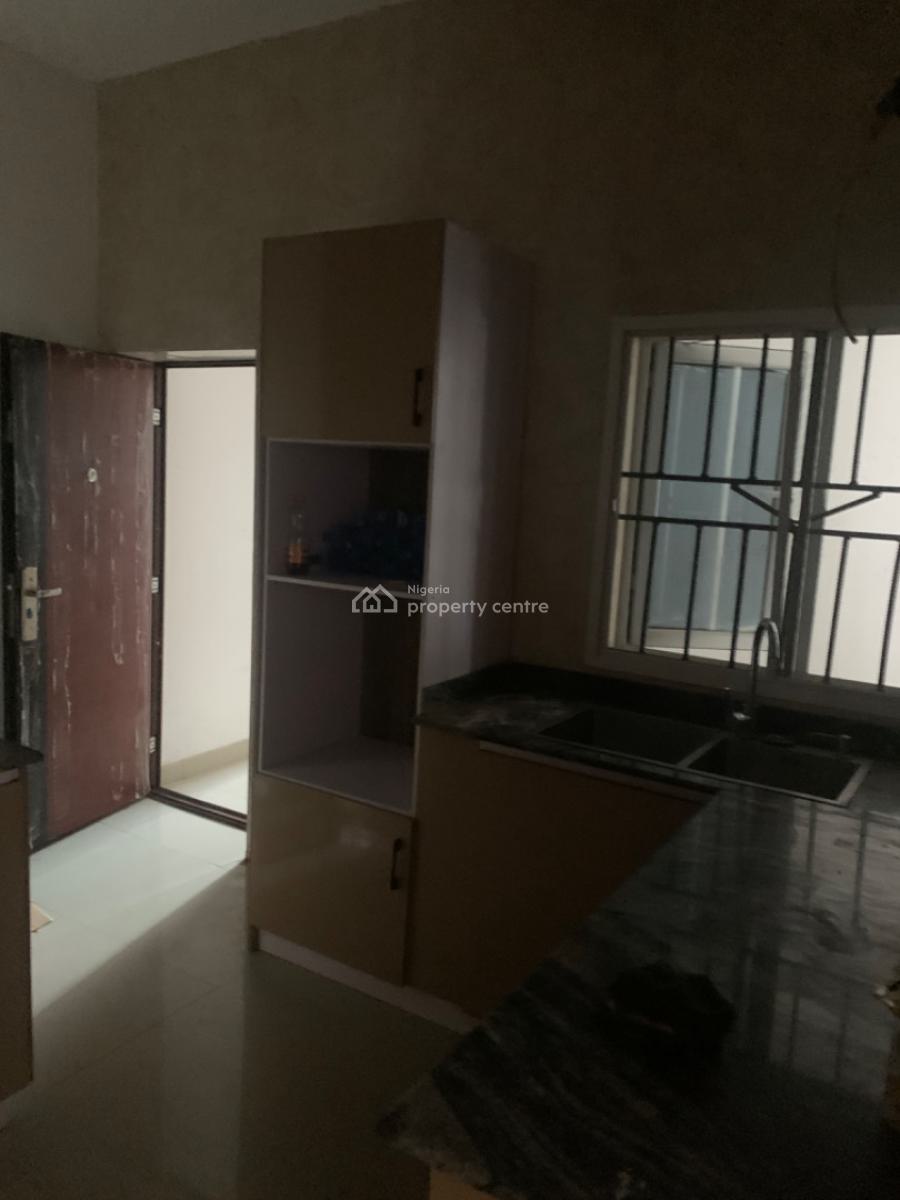 Luxury Beautiful 3 Bedroom Flat with a Self Contain Bq, Abraham Adesanya, Ajah, Lagos, House for Rent