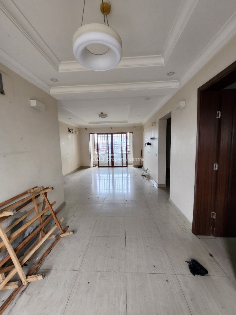 Spaciously Built 3-bedroom Apartment with Bq, Lekki County, Ikota, Lekki, Lagos, Flat / Apartment for Rent