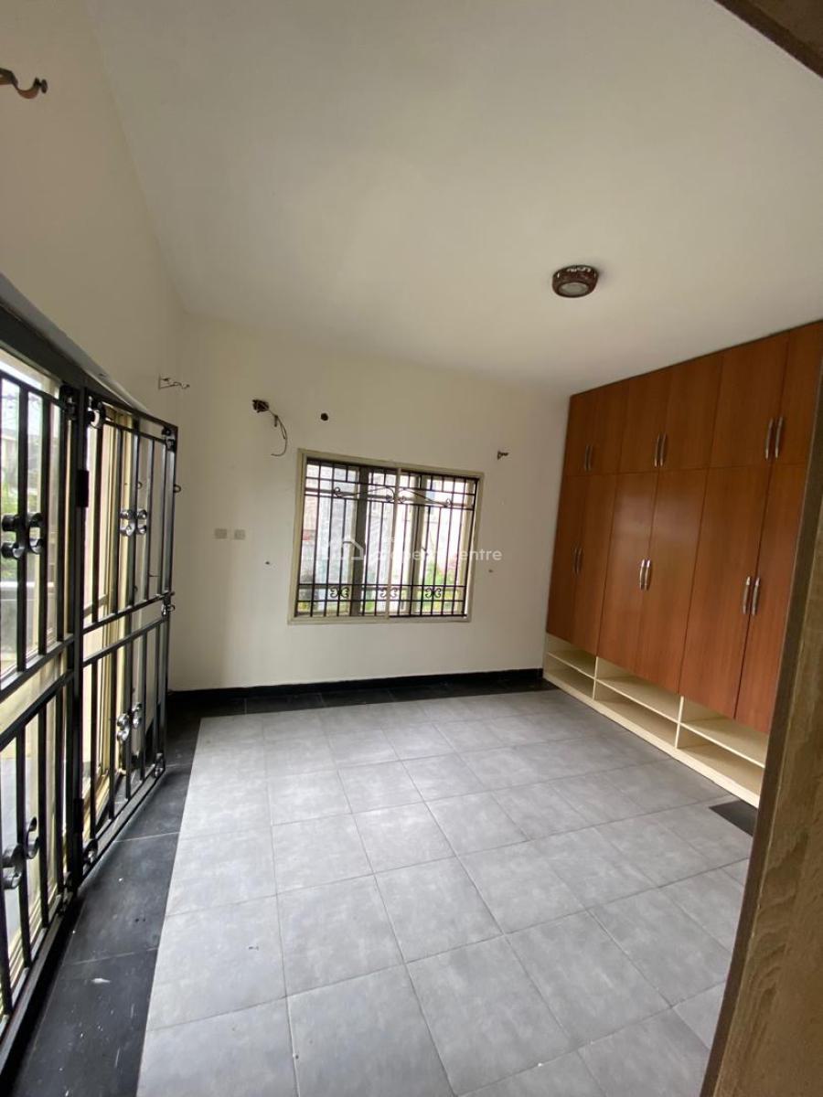 Renovated 3 Bedrooms Flat, Victoria Island Extension, Victoria Island (vi), Lagos, Flat / Apartment for Rent