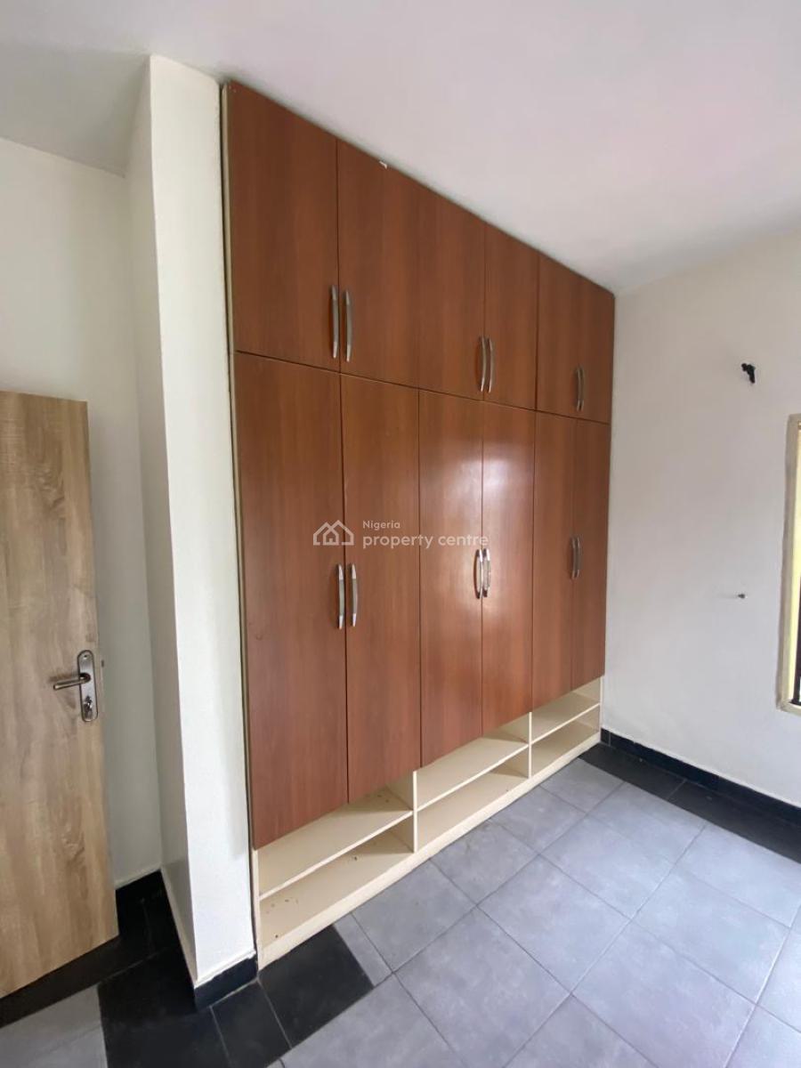 Renovated 3 Bedrooms Flat, Victoria Island Extension, Victoria Island (vi), Lagos, Flat / Apartment for Rent