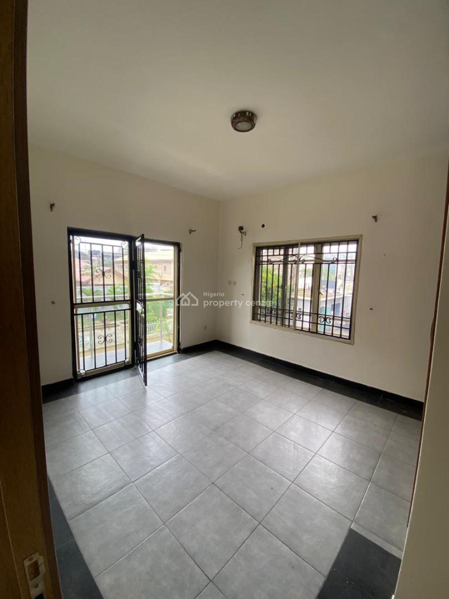 Renovated 3 Bedrooms Flat, Victoria Island Extension, Victoria Island (vi), Lagos, Flat / Apartment for Rent