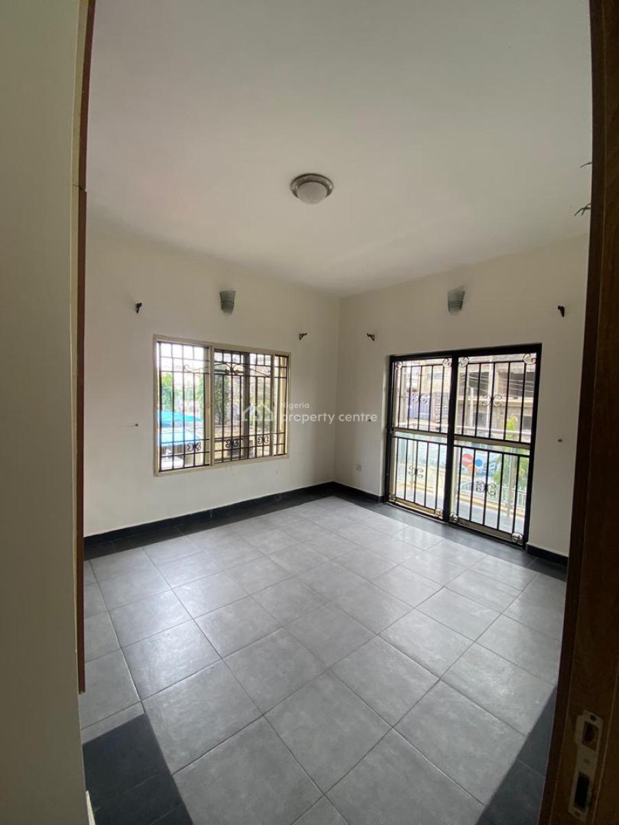 Renovated 3 Bedrooms Flat, Victoria Island Extension, Victoria Island (vi), Lagos, Flat / Apartment for Rent