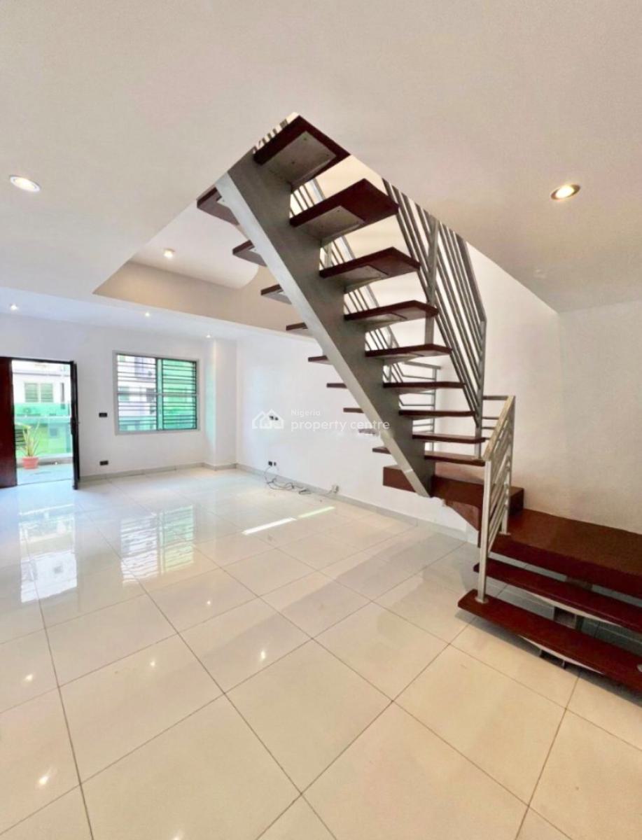 Stylish 2 Bedroom Apartment in a Quiet Corner, Off Nike Art Gallery Road, Lekki Phase 1, Lekki, Lagos, Flat / Apartment for Rent