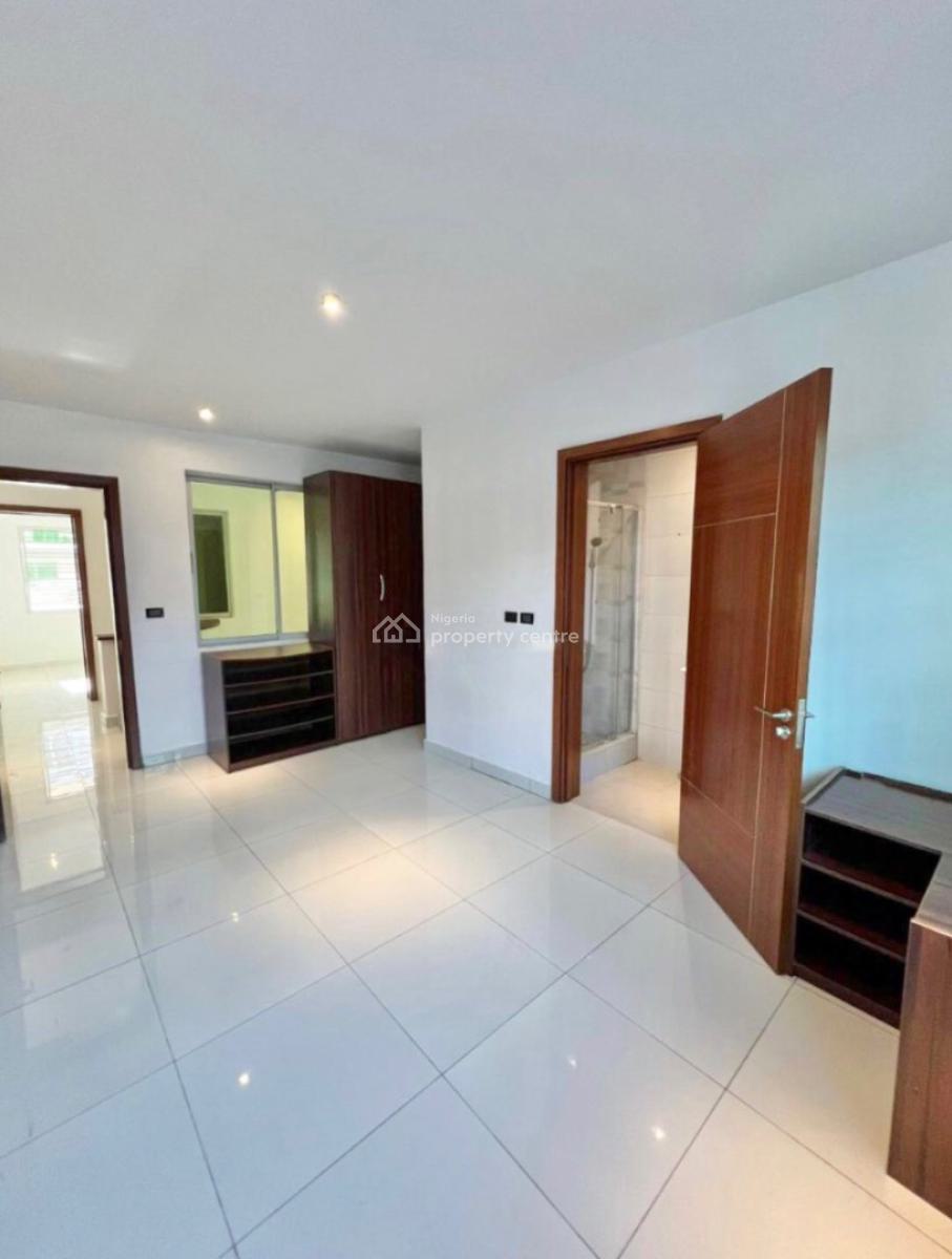 Stylish 2 Bedroom Apartment in a Quiet Corner, Off Nike Art Gallery Road, Lekki Phase 1, Lekki, Lagos, Flat / Apartment for Rent
