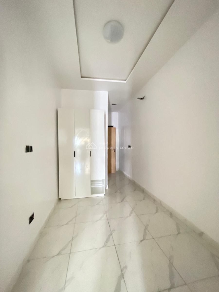 Beautiful 4 Bedroom Detached Duplex with Bq, and in a Secured Estate., Lekki, Lekki, Lagos, Semi-detached Duplex for Sale