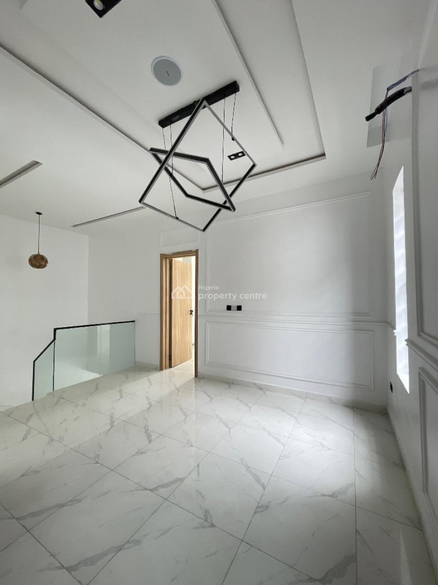 Beautiful 4 Bedroom Detached Duplex with Bq, and in a Secured Estate., Lekki, Lekki, Lagos, Semi-detached Duplex for Sale