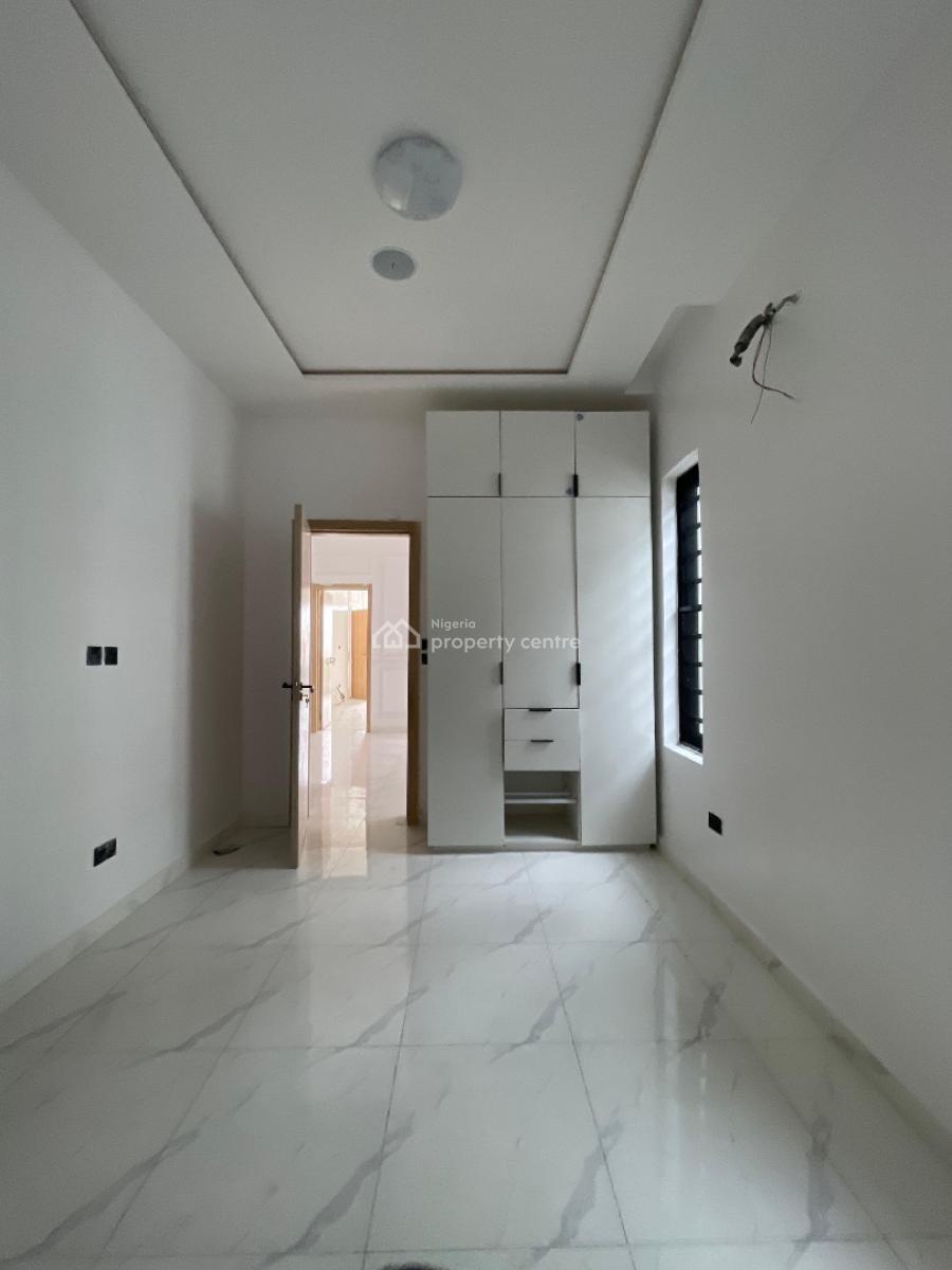 Beautiful 4 Bedroom Detached Duplex with Bq, and in a Secured Estate., Lekki, Lekki, Lagos, Semi-detached Duplex for Sale