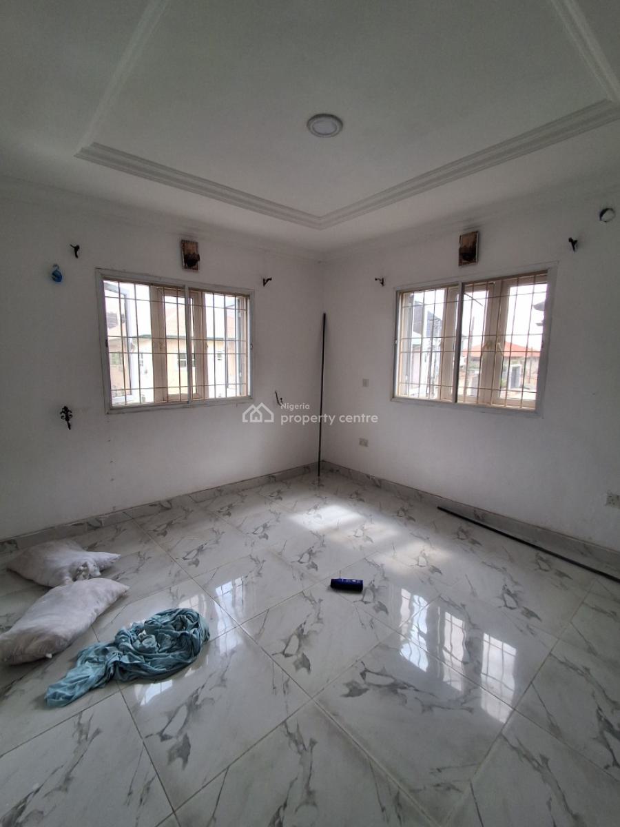 Three Bedroom Upstairs, Badore, Ajah, Lagos, House for Rent
