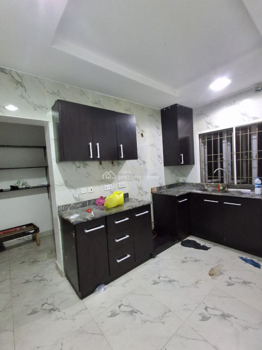 Three Bedroom Upstairs, Badore, Ajah, Lagos, House for Rent