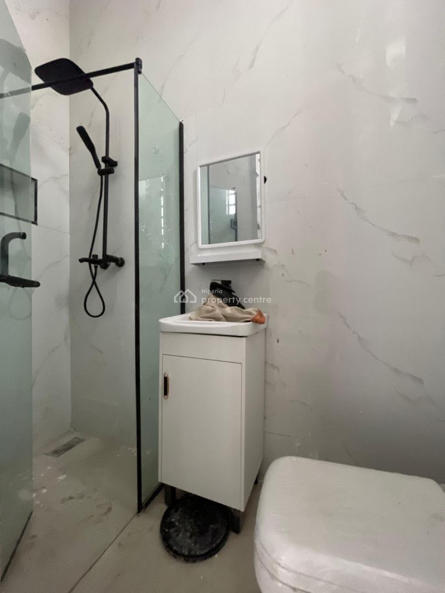 Exquisite 4 Bedroom Detached Duplex with Bq, and in a Secured Estate., Lekki, Lekki, Lagos, Detached Duplex for Sale