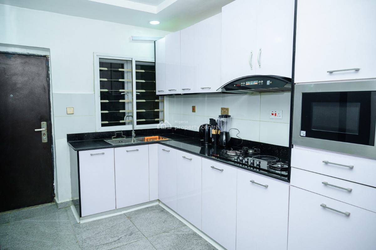 Your Perfect Abuja Getaway: 3-bedroom Apartment, Life Camp, Brains and Hammers Estate, Life Camp, Abuja, Semi-detached Duplex Short Let