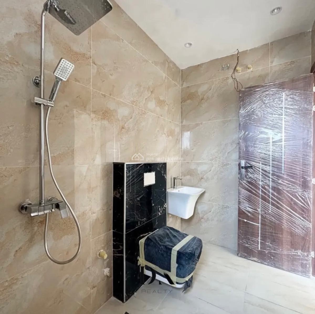 New 3 Bedroom Loft with Bq in a Prime Location, Off Ajose Adeogun Street, Victoria Island (vi), Lagos, Flat / Apartment for Rent