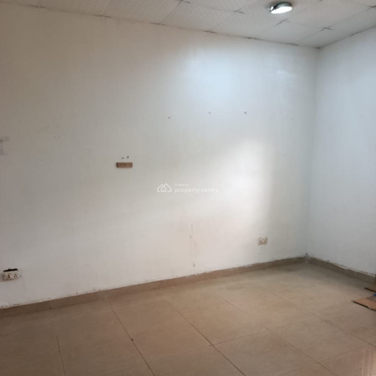 Spacious Self Contain Apartment, Main Building, Tarred Road, Katampe (main), Katampe, Abuja, Self Contain (single Rooms) for Rent