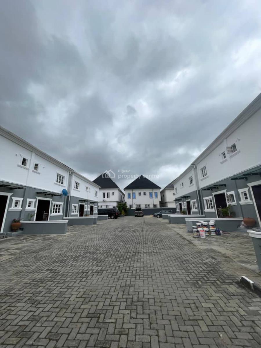 Luxury 4 Bedroom Terrace with Excellent Facilities, Oral Estate, Ajah, Lagos, Terraced Duplex for Rent